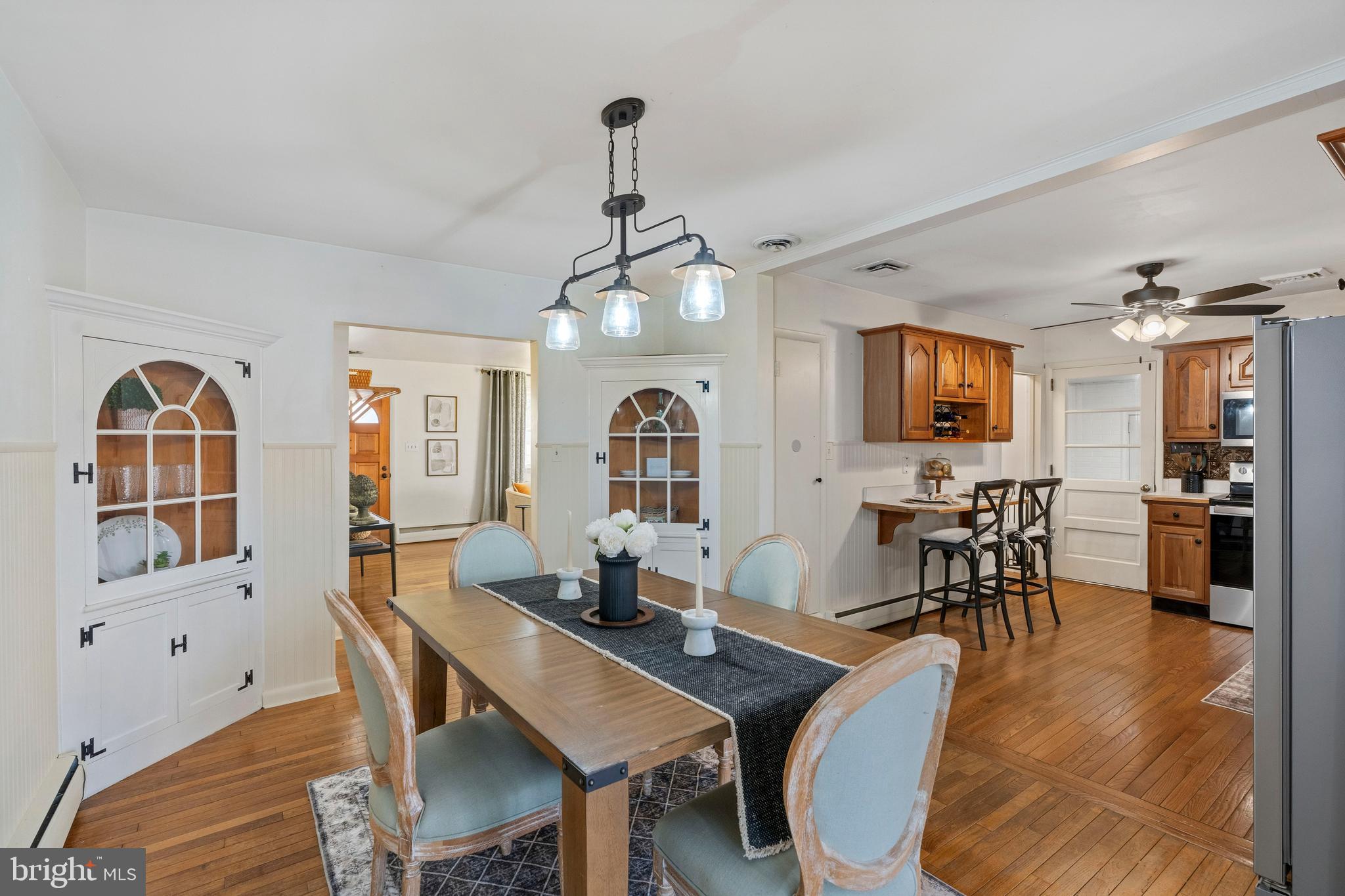 3044 Singerly Road Elkton, MD 21921 - Photo 7 of 35 a view of a dining room with furniture