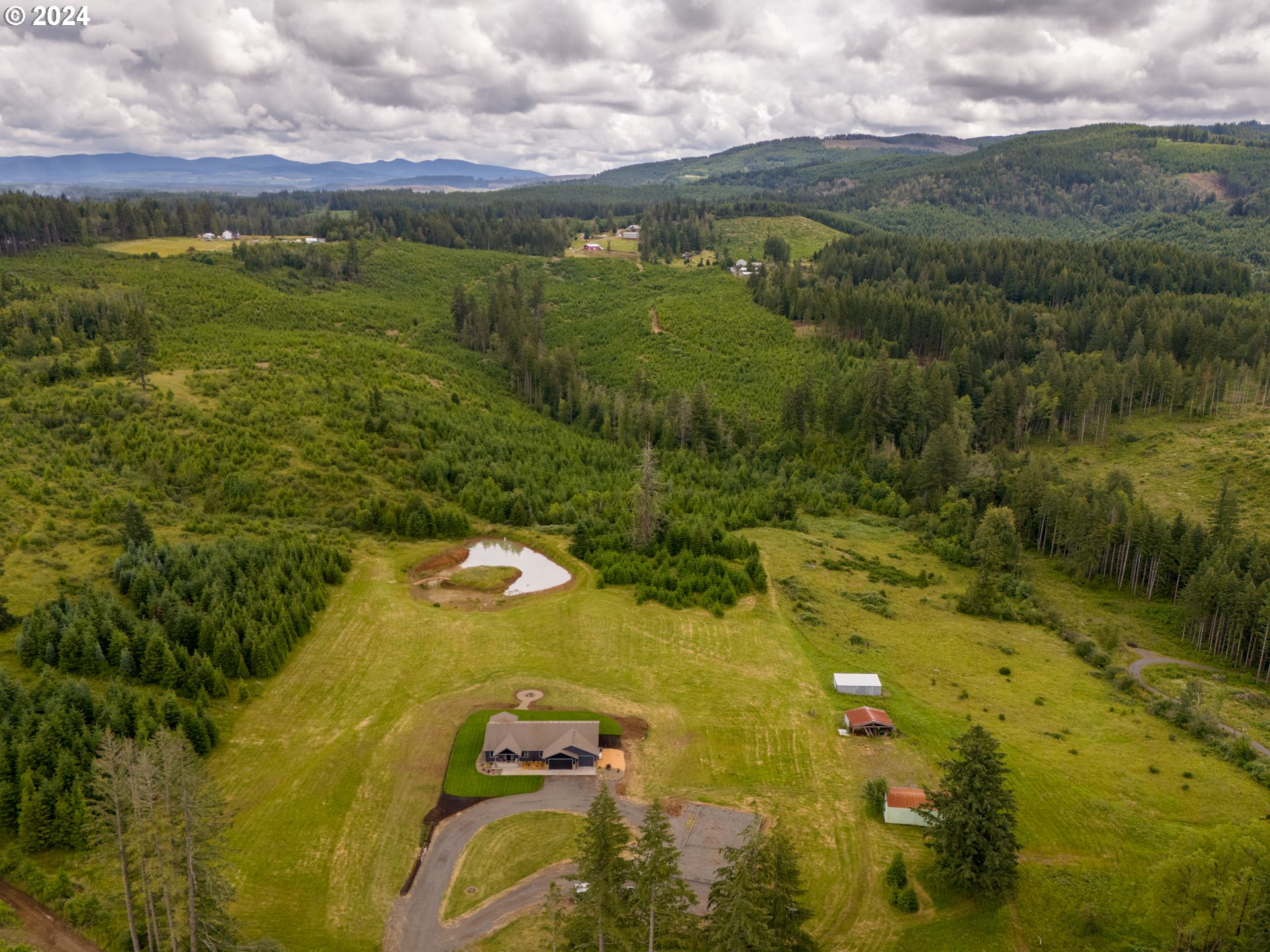 23766 South Bonney Road Colton, OR 97017 - Photo 30 of 32 an aerial view of residential houses with outdoor space