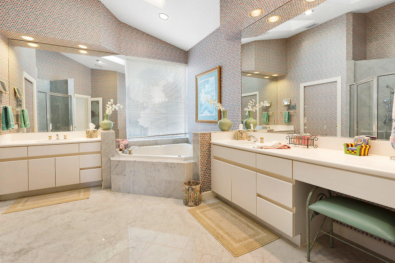 2472 Northwest 61st Diagonal Boca Raton, FL 33496 - Photo 18 of 30 013-2472NW61stDiagonal-BocaRaton-FL-smal