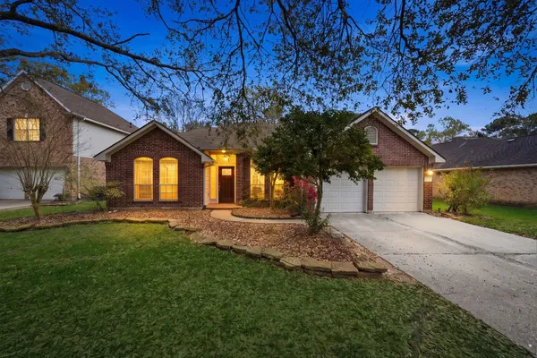 $2,600 | 14618 Meredith Gate Circle, Houston, TX 77044