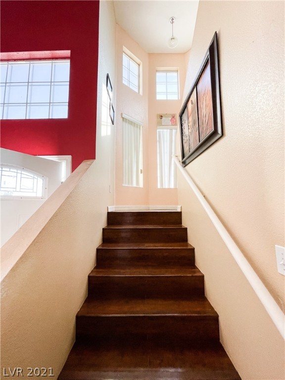 4220 Riker Avenue Las Vegas, NV 89115 - Photo 6 of 21 Gallery Image 6