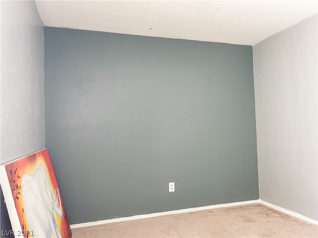 4220 Riker Avenue Las Vegas, NV 89115 - Photo 8 of 21 Gallery Image 8