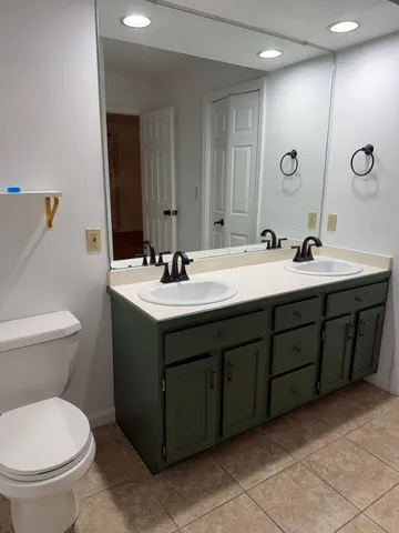 $349,900 | 54290 Pebblestone Lane, Elkhart, IN 46514