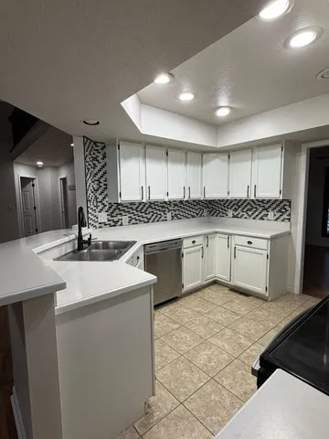 $349,900 | 54290 Pebblestone Lane, Elkhart, IN 46514