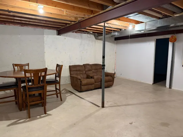 $349,900 | 54290 Pebblestone Lane, Elkhart, IN 46514