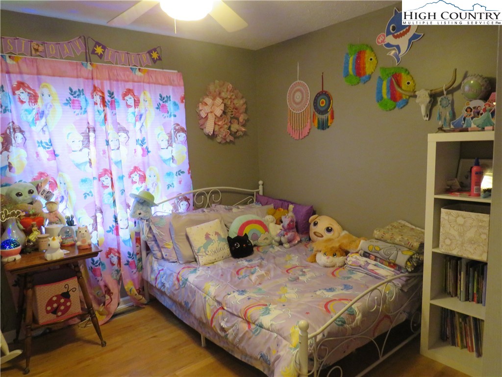 102 Edmonds Road Ennice, NC 28623 - Photo 17 of 39 Gallery Image 17