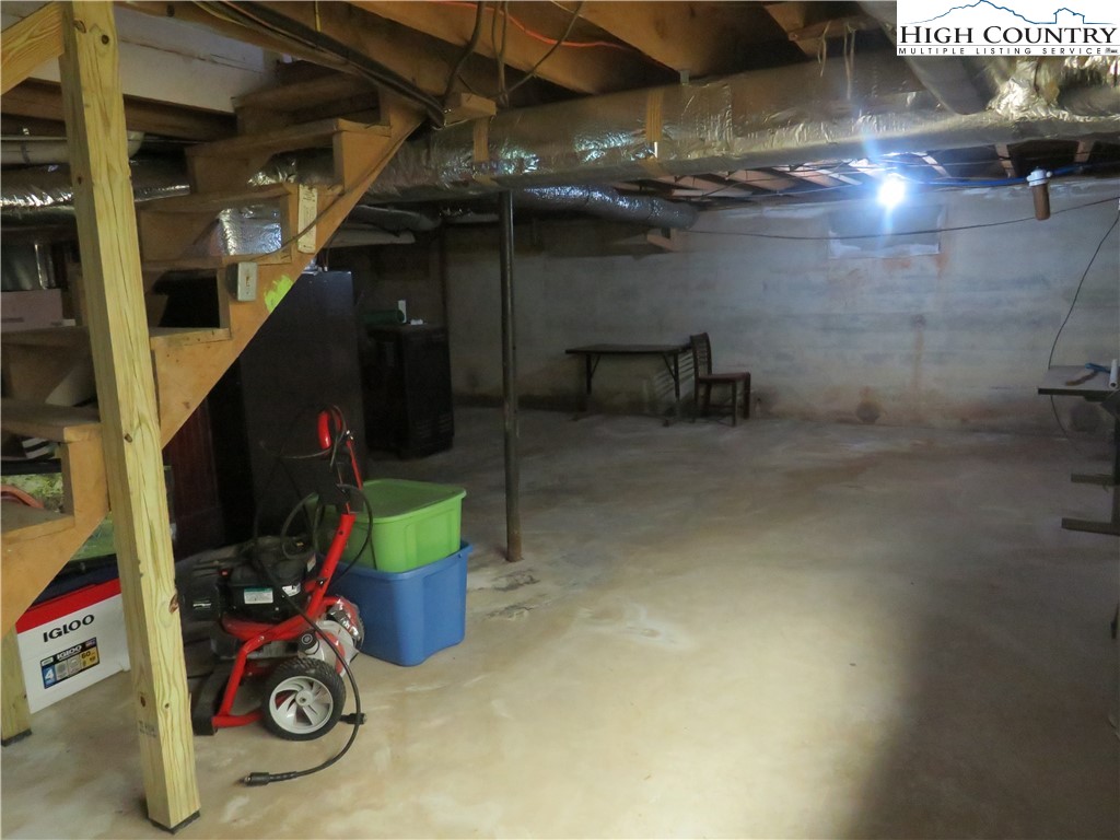 102 Edmonds Road Ennice, NC 28623 - Photo 29 of 39 Gallery Image 29