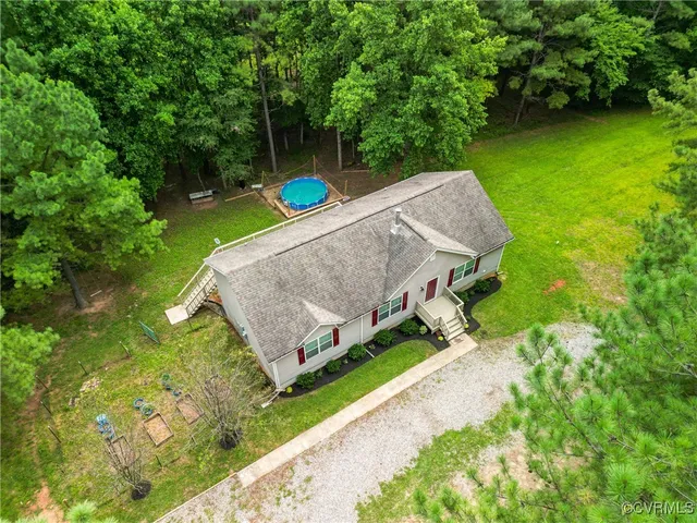 $330,000 | 81 North Hardtimes Drive, Prospect, VA 23960