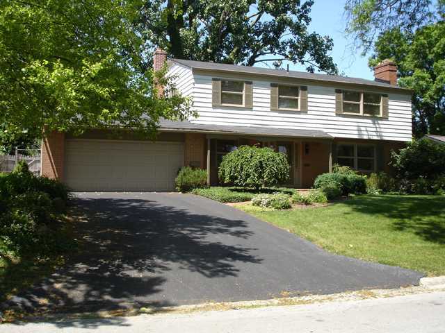 4131 Kendale Road Columbus, OH 43220 - Photo 1 of 17 Gallery Image 1