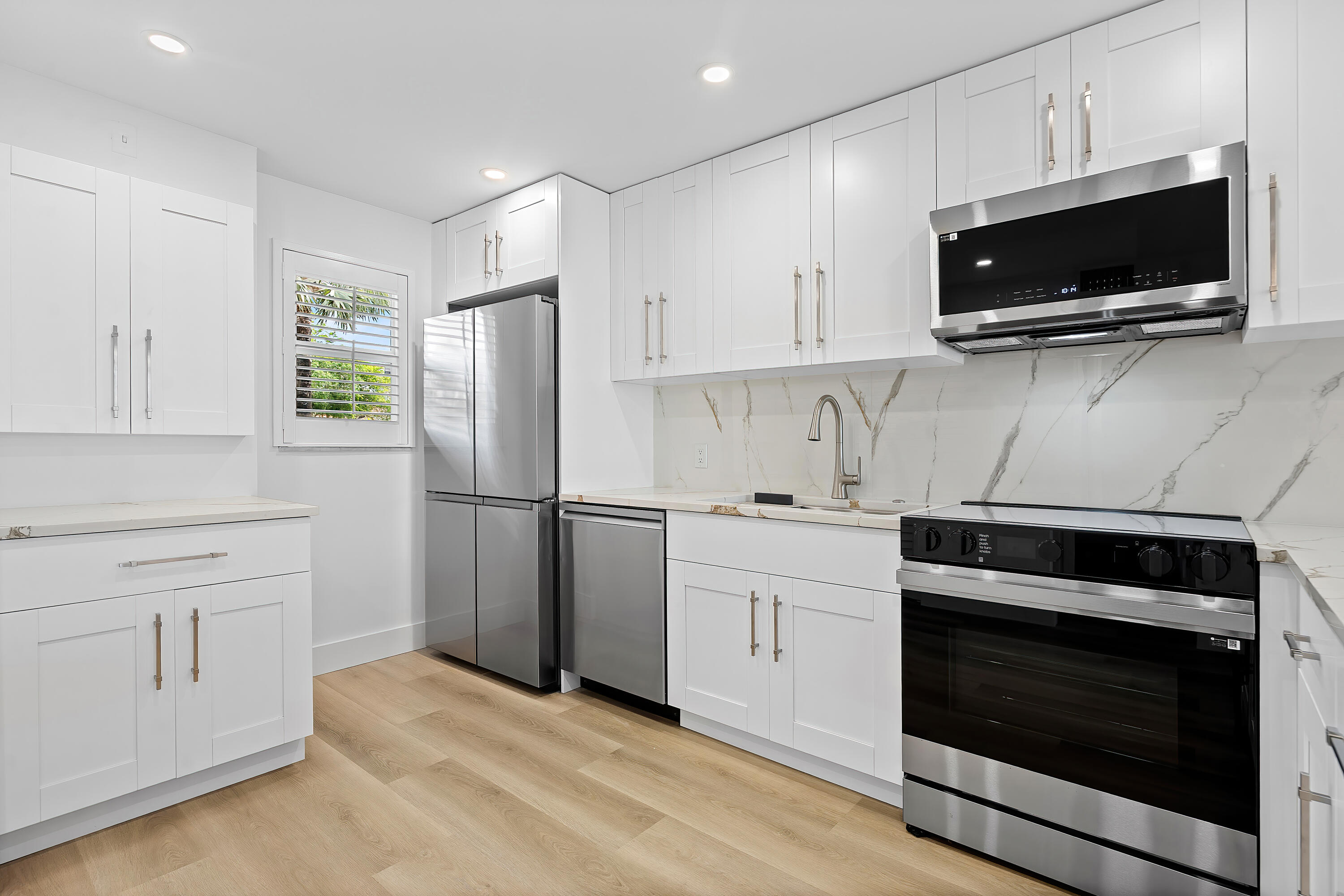 750 Northeast Spanish River Boulevard, Unit 1090 Boca Raton, FL 33431 - Photo 3 of 46 003-750NortheastSpanishRiverBoulevard-Bo