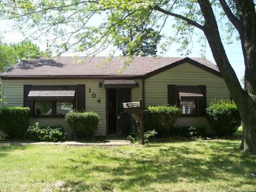 104 Edison Road Joliet, IL 60433 - Photo 1 of 1