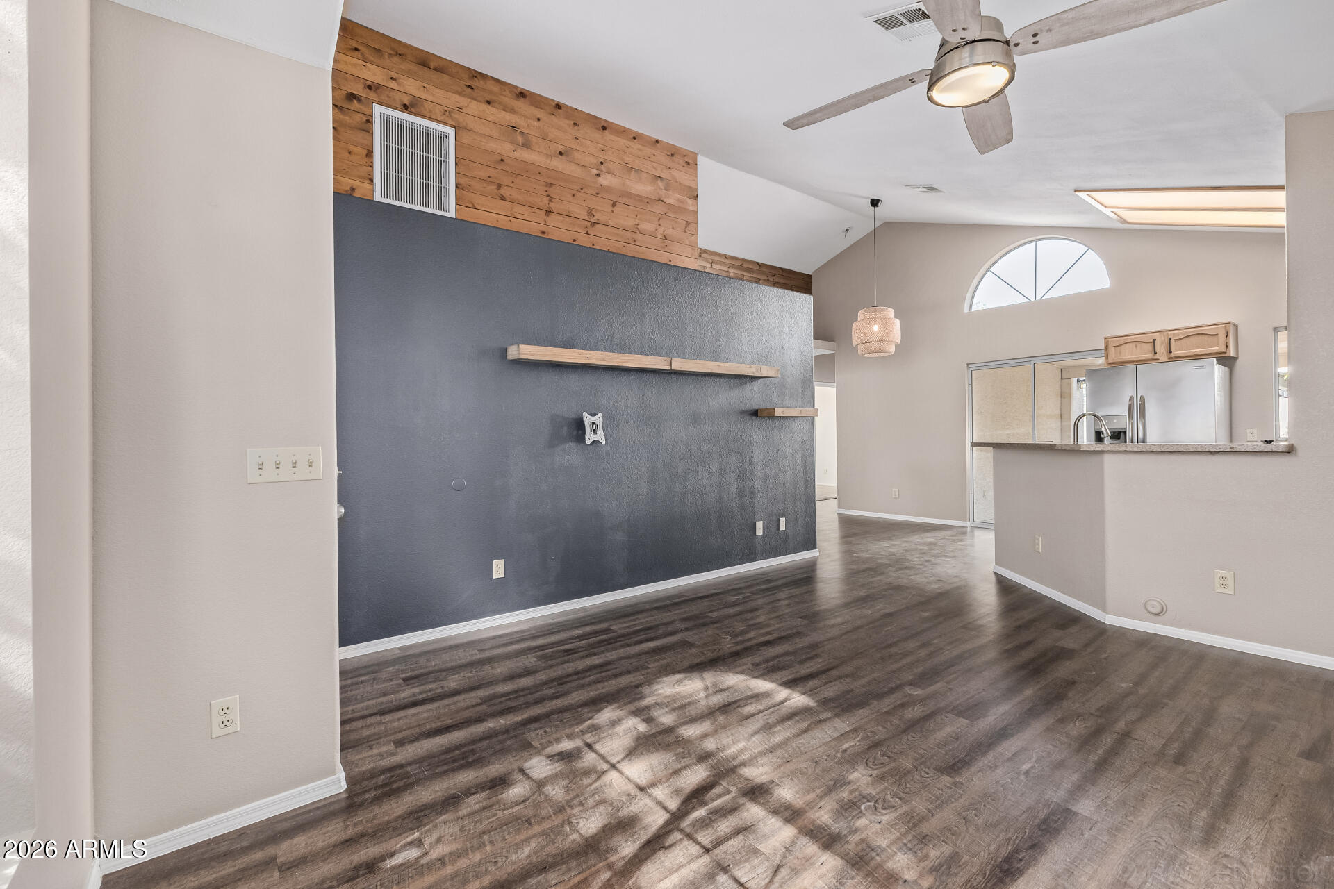 441 South Maple, Unit 86 Mesa, AZ 85206 - Photo 3 of 29 05 - Maple