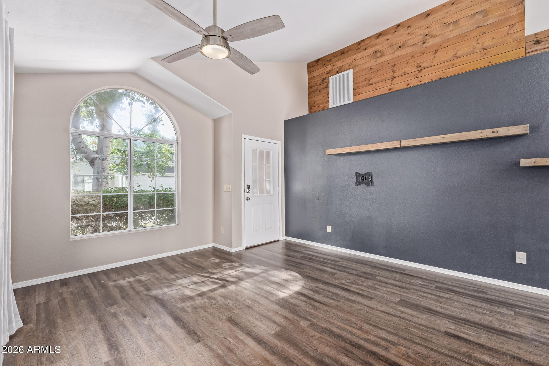 441 South Maple, Unit 86 Mesa, AZ 85206 - Photo 4 of 29 04 - Maple