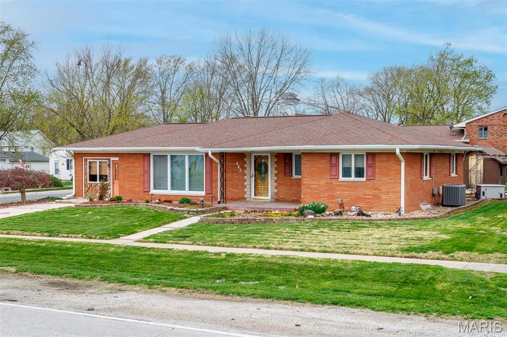 132 South Duncan Street Marine, IL 62061 - Photo 2 of 56