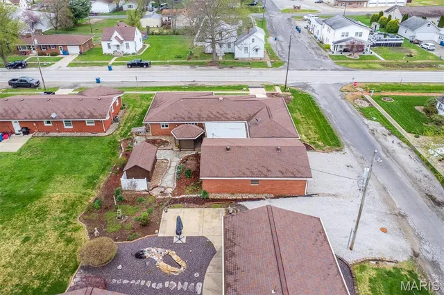 $280,000 | 132 South Duncan Street, Marine, IL 62061