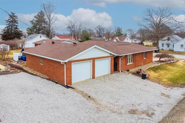 $280,000 | 132 South Duncan Street, Marine, IL 62061