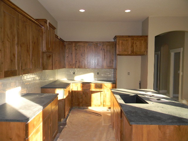 7707 North Rye Street Spokane, WA 99208 - Photo 2 of 12