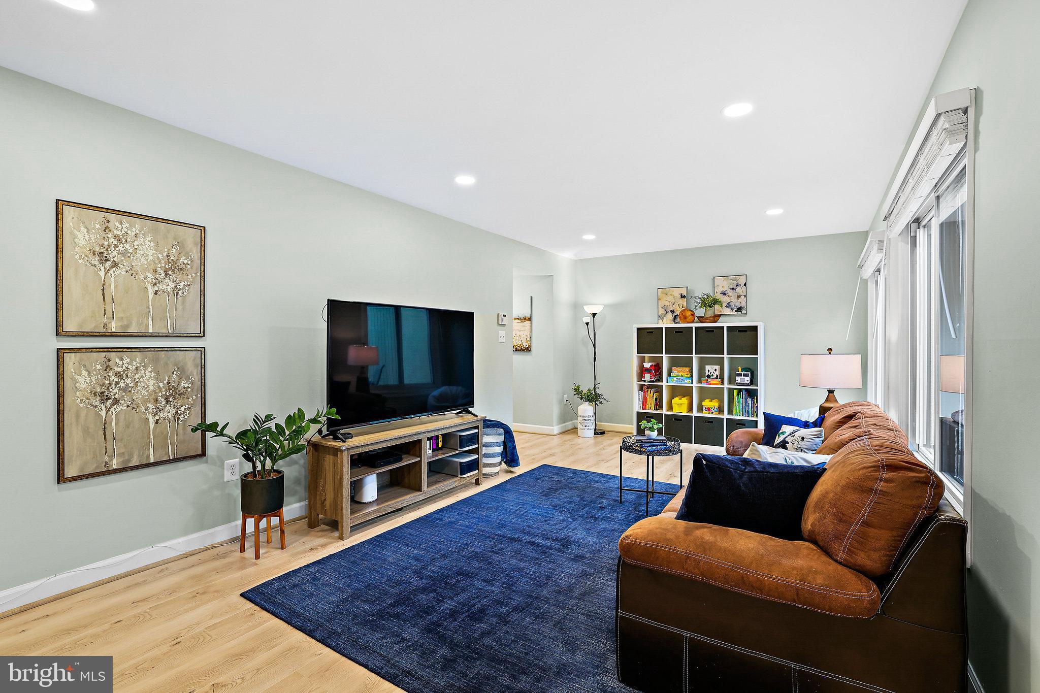 11096 Saffold Way Reston, VA 20190 - Photo 14 of 62