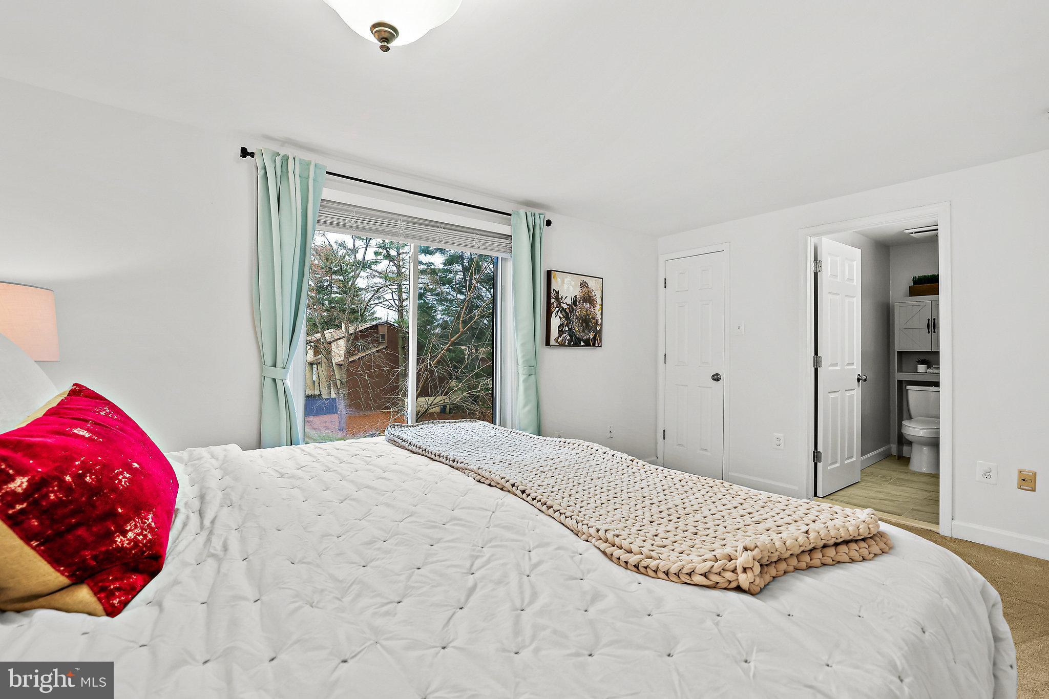 11096 Saffold Way Reston, VA 20190 - Photo 28 of 62