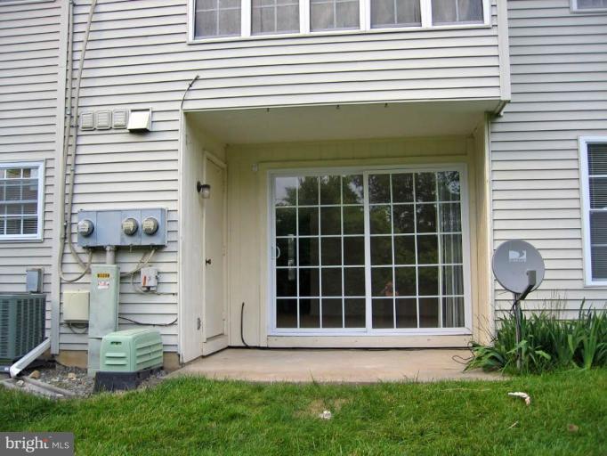 125 Fort Evans Road Southeast, Unit B Leesburg, VA 20175 - Photo 10 of 10 Patio