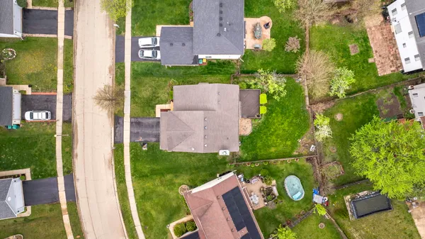 $389,000 | 13942 Isle Royal Circle, Plainfield, IL 60544