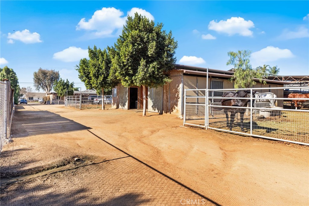 3243 Temescal Avenue Norco, CA 92860 - Photo 31 of 56 a view of a house with a garage