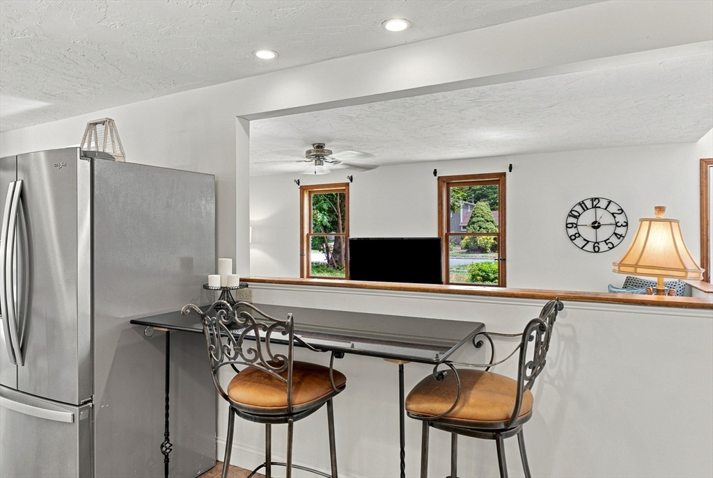 25 Mockingbird Lane Maynard, MA 01754 - Photo 12 of 31