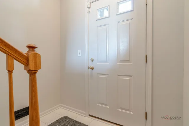 $349,900 | 1129 North Claremont Drive, Unit 1129, Palatine, IL 60074