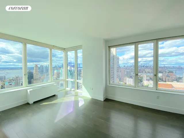 $1,720,000 | 388 Bridge Street, Unit 43H | Downtown Brooklyn