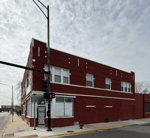 $1,200 | 7402 South Racine Avenue, Unit 1, Chicago, IL 60636