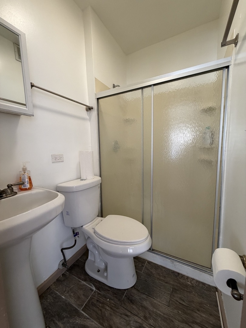 7402 South Racine Avenue, Unit 1 Chicago, IL 60636 - Photo 5 of 10