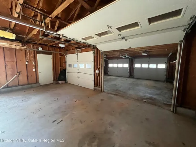 $364,500 | 200 Van Vlierden Road, Saugerties, NY 12477