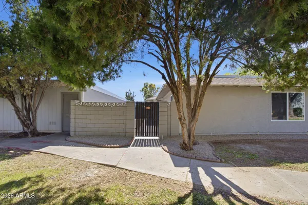 $329,900 | 8855 North New World Drive, Glendale, AZ 85302