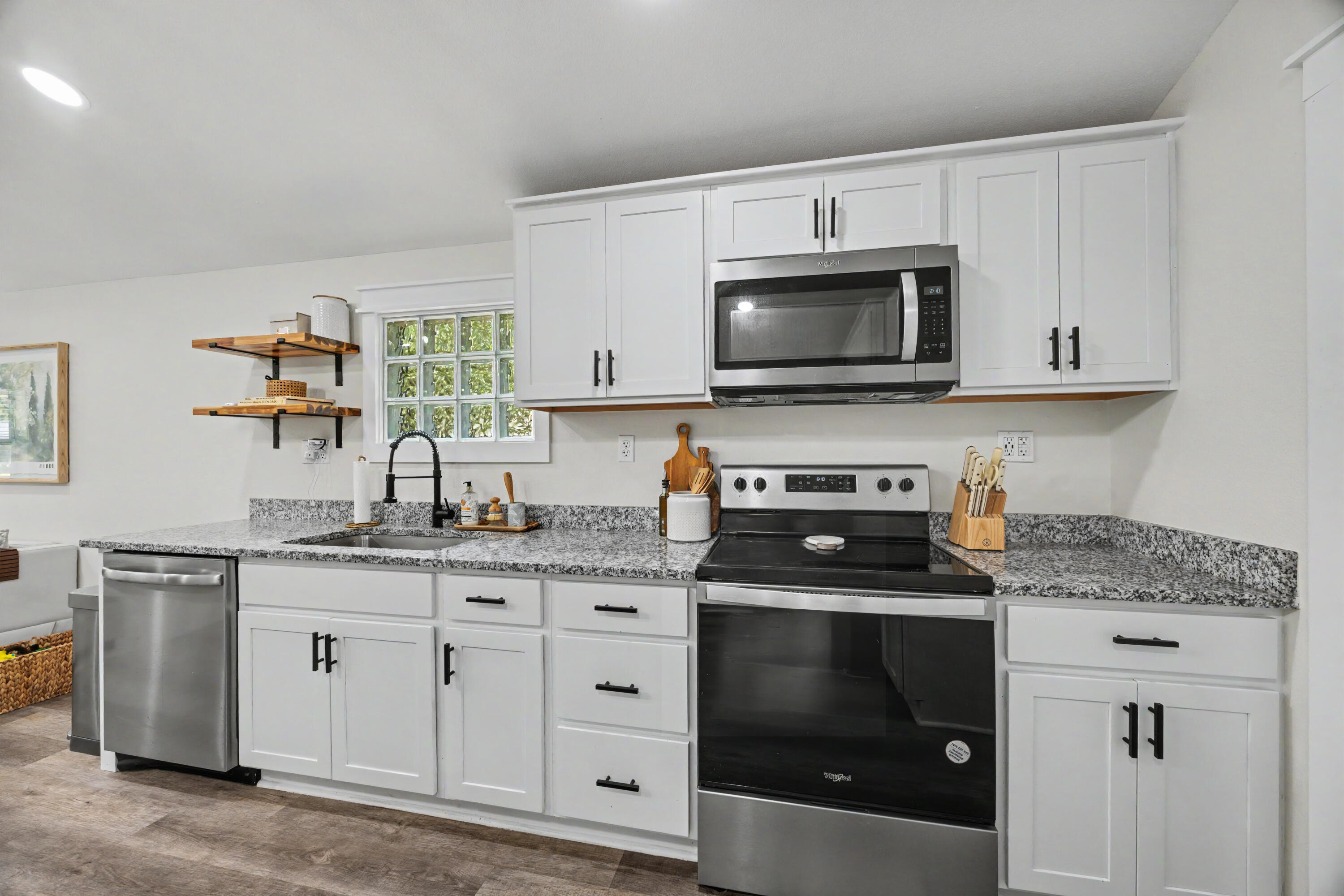 196 Mc Arthur Street Crestview, FL 32539 - Photo 12 of 40 12-12