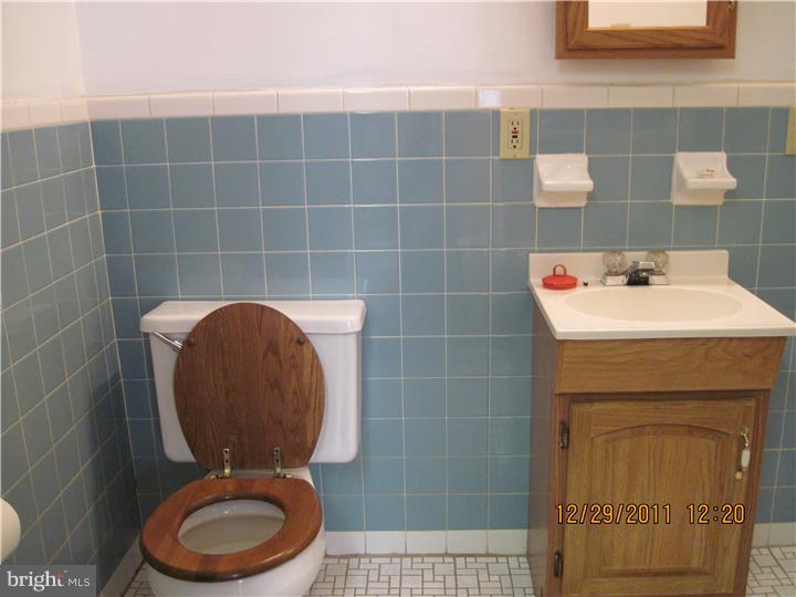 12032 Millbrook Road Philadelphia, PA 19154 - Photo 16 of 24 Gallery Image 16