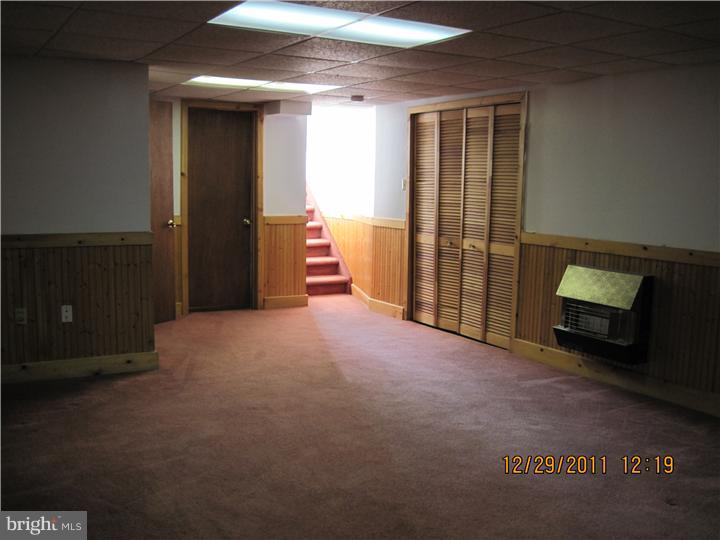 12032 Millbrook Road Philadelphia, PA 19154 - Photo 18 of 24 Gallery Image 18