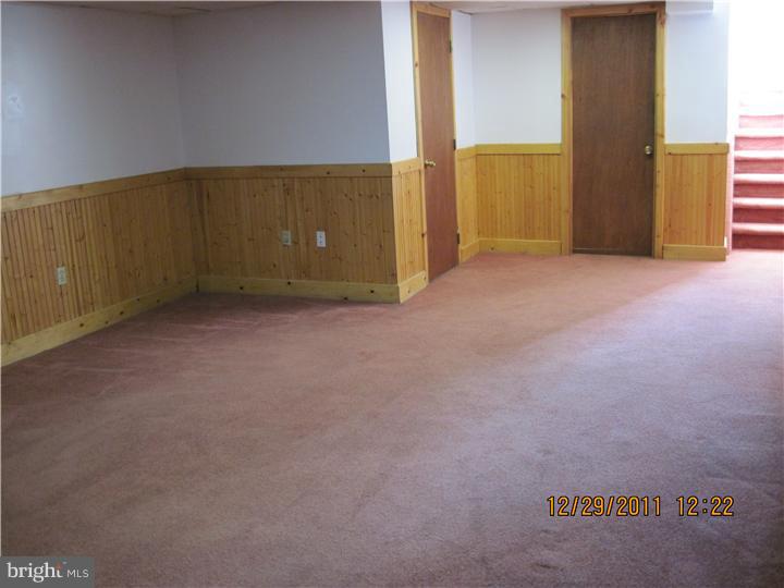 12032 Millbrook Road Philadelphia, PA 19154 - Photo 19 of 24 Gallery Image 19