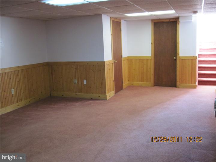 12032 Millbrook Road Philadelphia, PA 19154 - Photo 20 of 24 Gallery Image 20