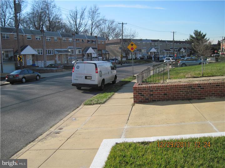 12032 Millbrook Road Philadelphia, PA 19154 - Photo 21 of 24 Gallery Image 21