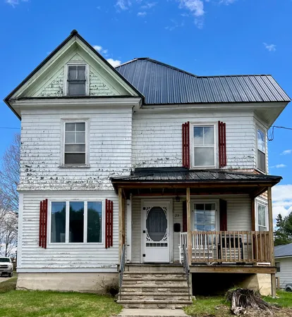 $170,000 | 25 Elm Street, Houlton, ME 04730