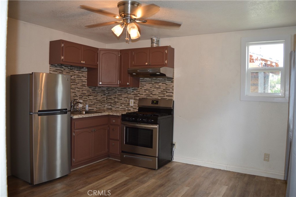7474 Henbane Street, Unit 3 Rancho Cucamonga, CA 91739 - Photo 2 of 5 Kitchen
