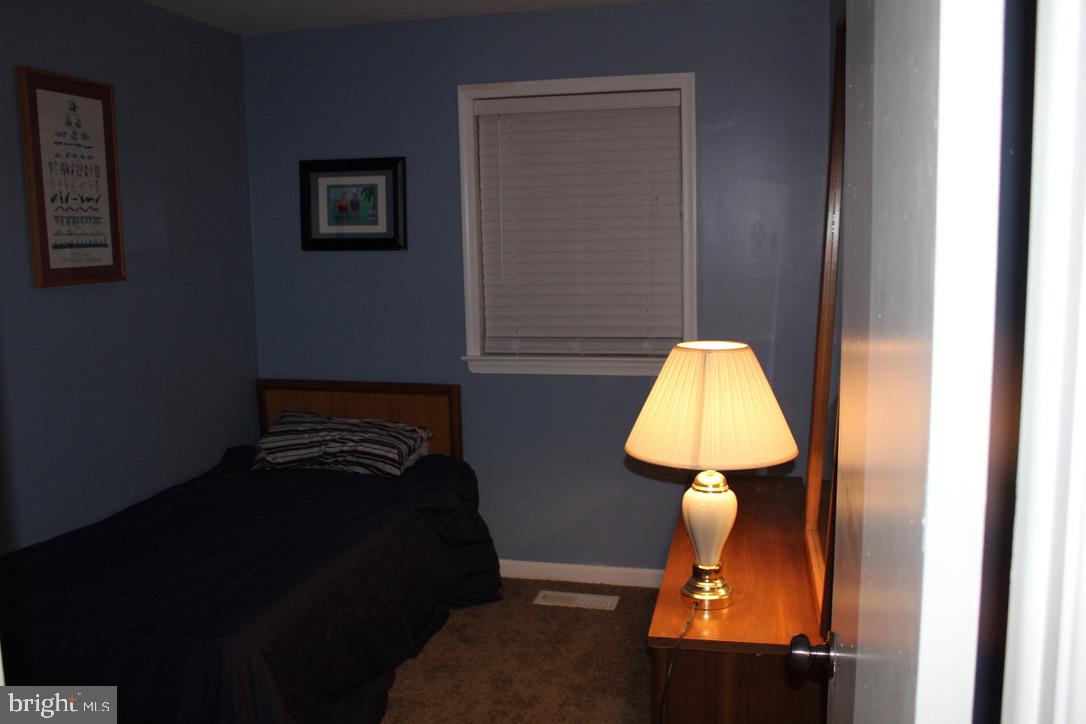 3549 Kyle Road Philadelphia, PA 19154 - Photo 15 of 33 Second Bedroom