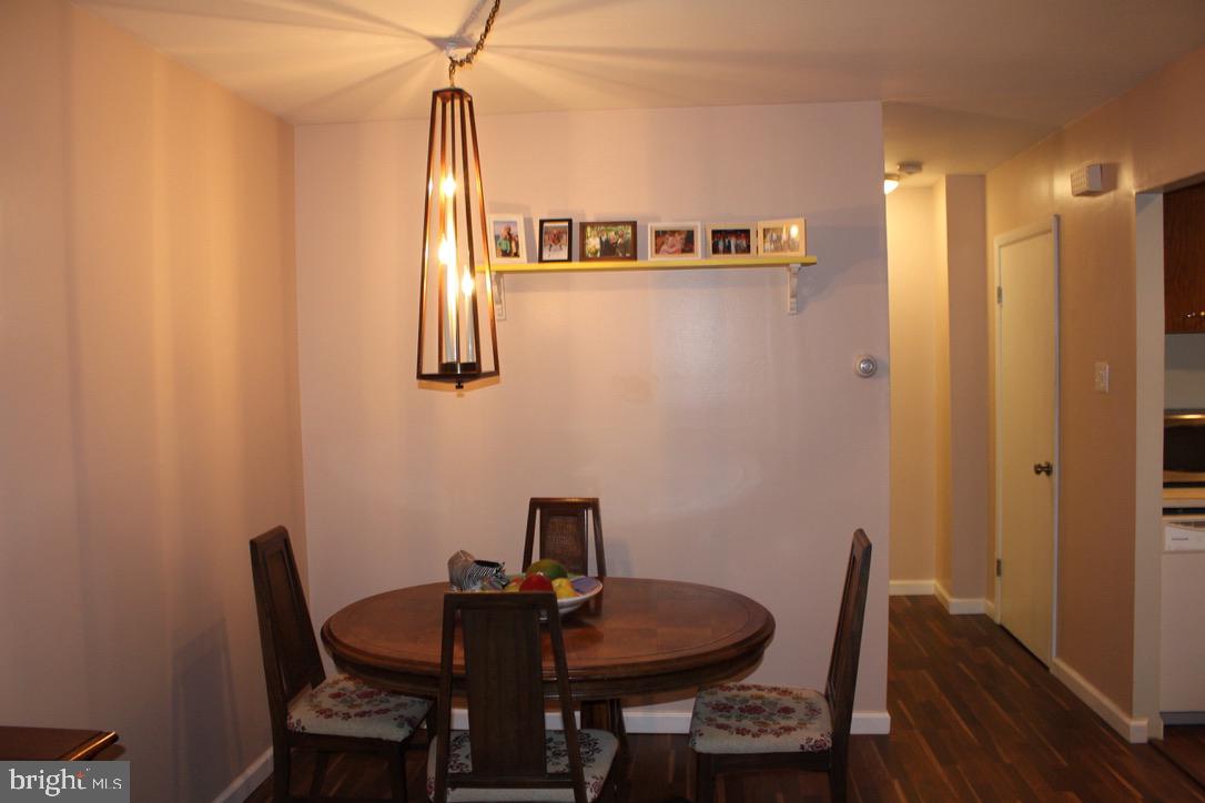 3549 Kyle Road Philadelphia, PA 19154 - Photo 4 of 33 Dining Room