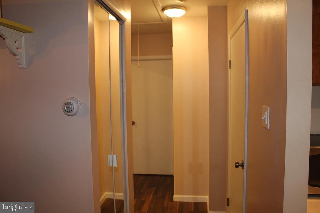 3549 Kyle Road Philadelphia, PA 19154 - Photo 10 of 33 Upstairs Hallway