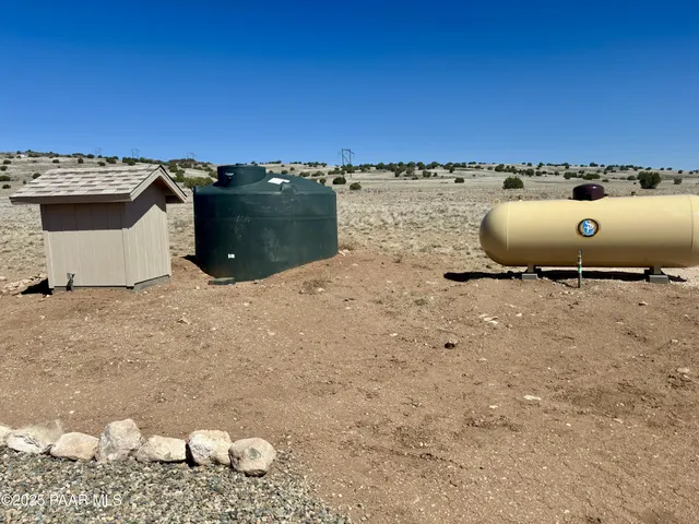 a view of outdoor space and city view