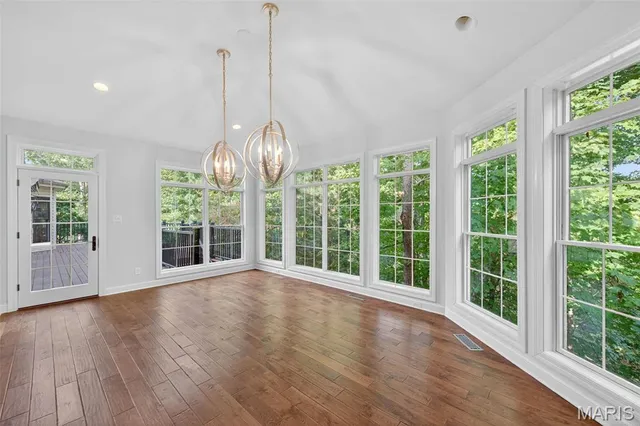 $825,000 | 229 Toussaint Landing Drive, Dardenne Prairie, MO 63368