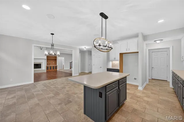 $825,000 | 229 Toussaint Landing Drive, Dardenne Prairie, MO 63368