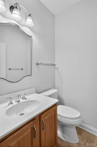 $825,000 | 229 Toussaint Landing Drive, Dardenne Prairie, MO 63368