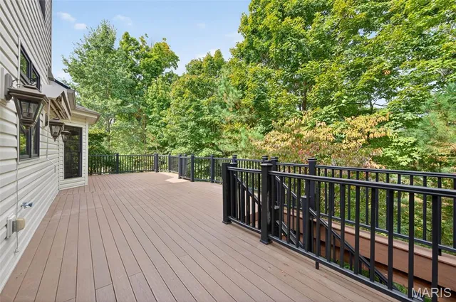 $825,000 | 229 Toussaint Landing Drive, Dardenne Prairie, MO 63368