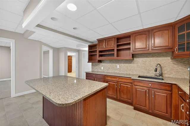 $825,000 | 229 Toussaint Landing Drive, Dardenne Prairie, MO 63368